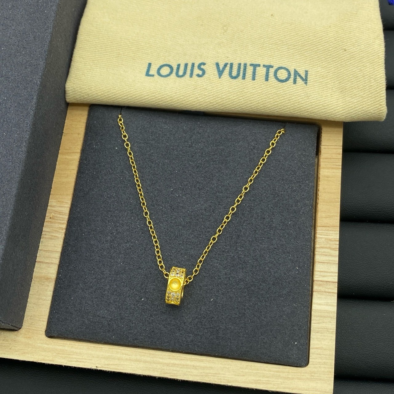 O01012 สร้อยคอ L(ทอง)