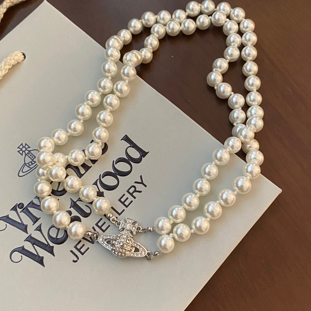 PP9992 โช้กเกอร์ Vivien