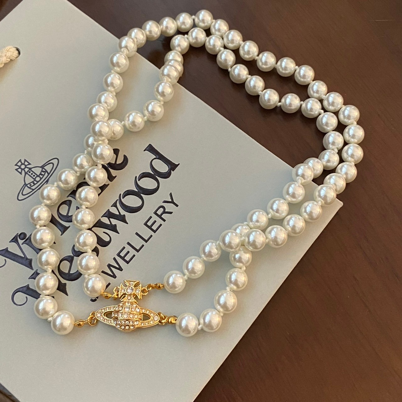 PP9991 โช้กเกอร์ Vivien