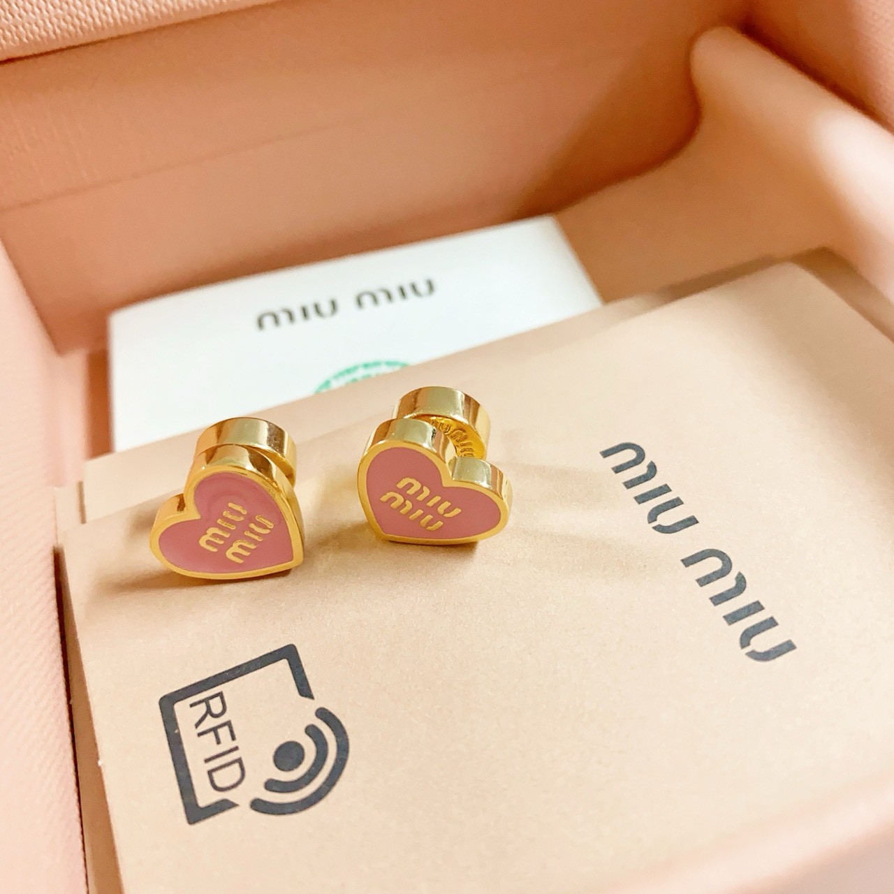 PP12369 ต่างหู MIU(ชมพู)