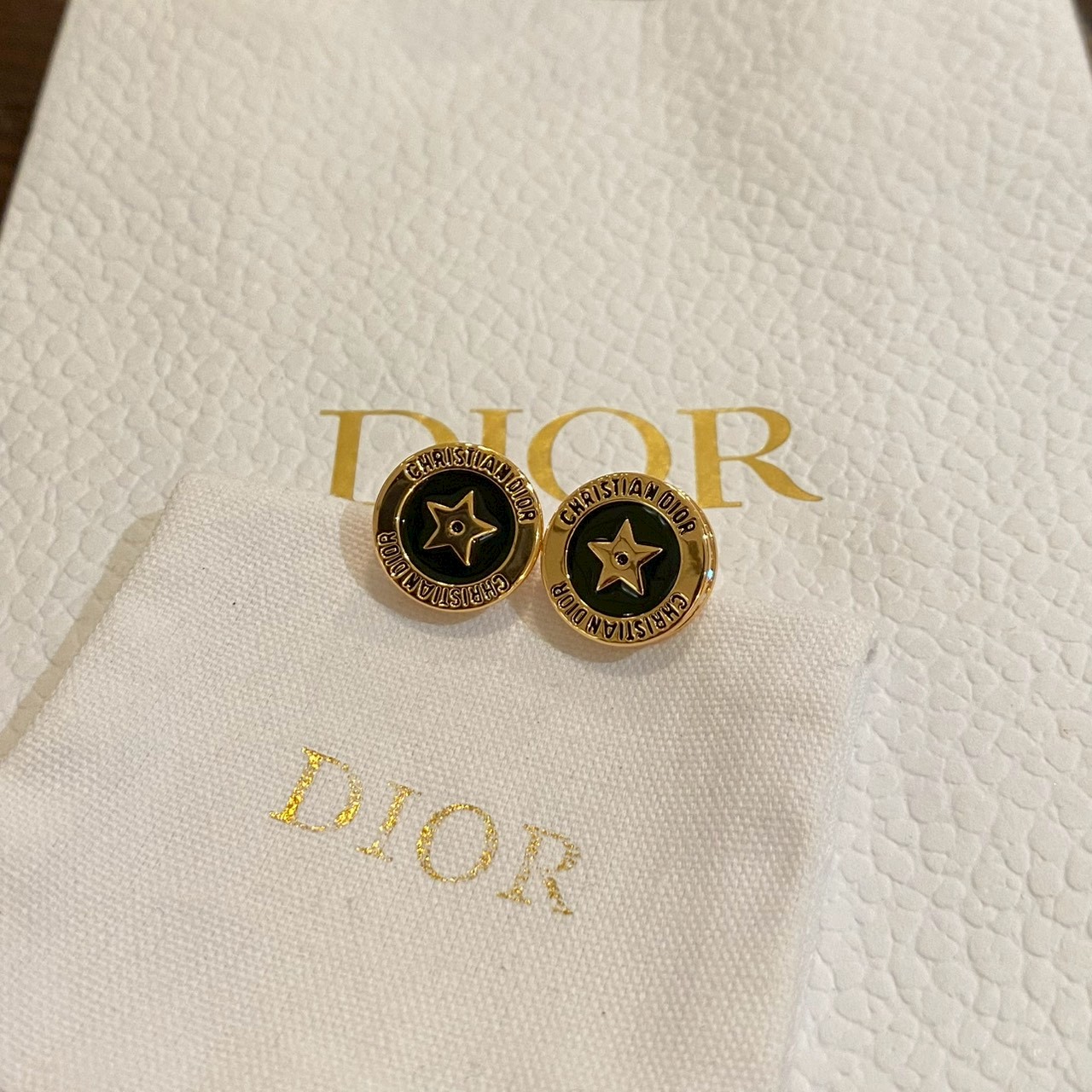 PP12625 ต่างหู DI(ดำ)