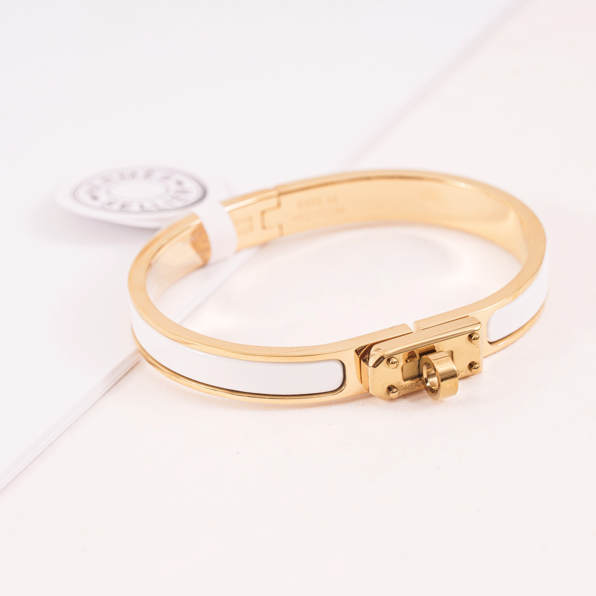 PP10912 กำไลข้อมือ H(VIP)