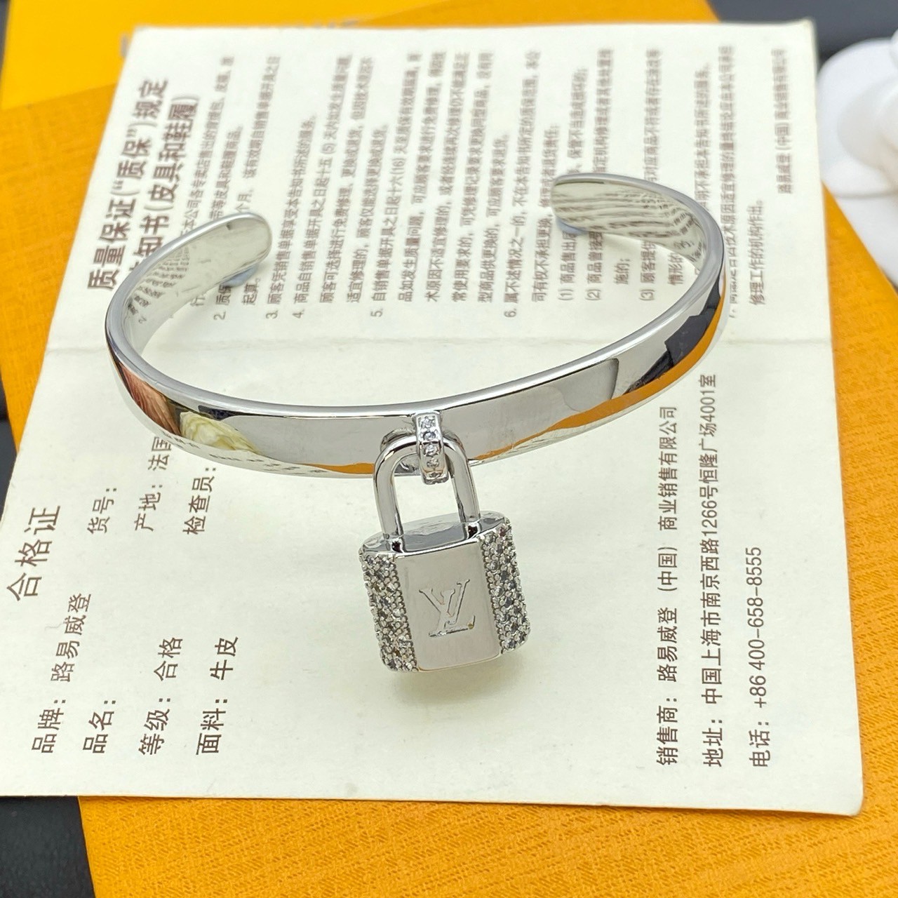 O1352 กำไลข้อมือ L(เงิน)