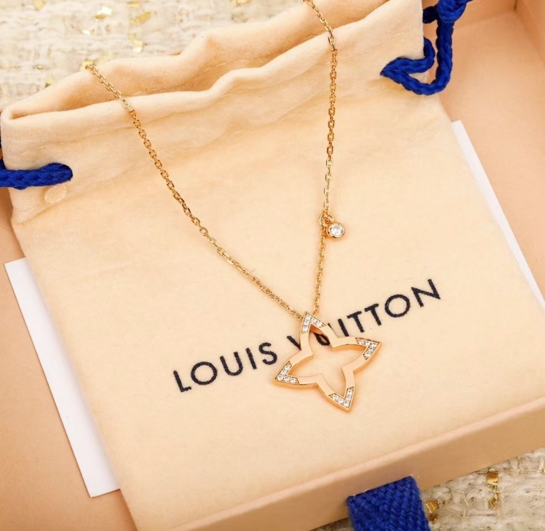 PP11201 สร้อยคอ L