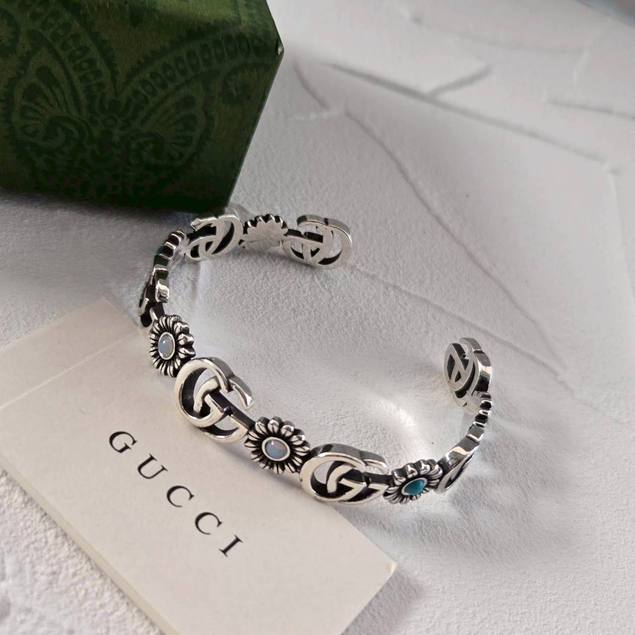 PP11802 กำไลข้อมือ G