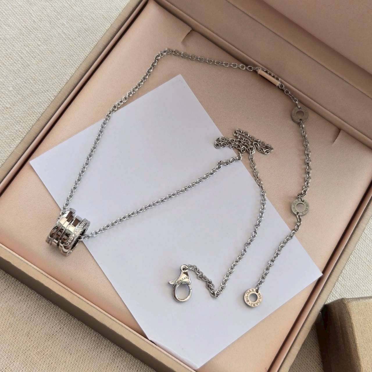 PP12636 สร้อยคอ BVL