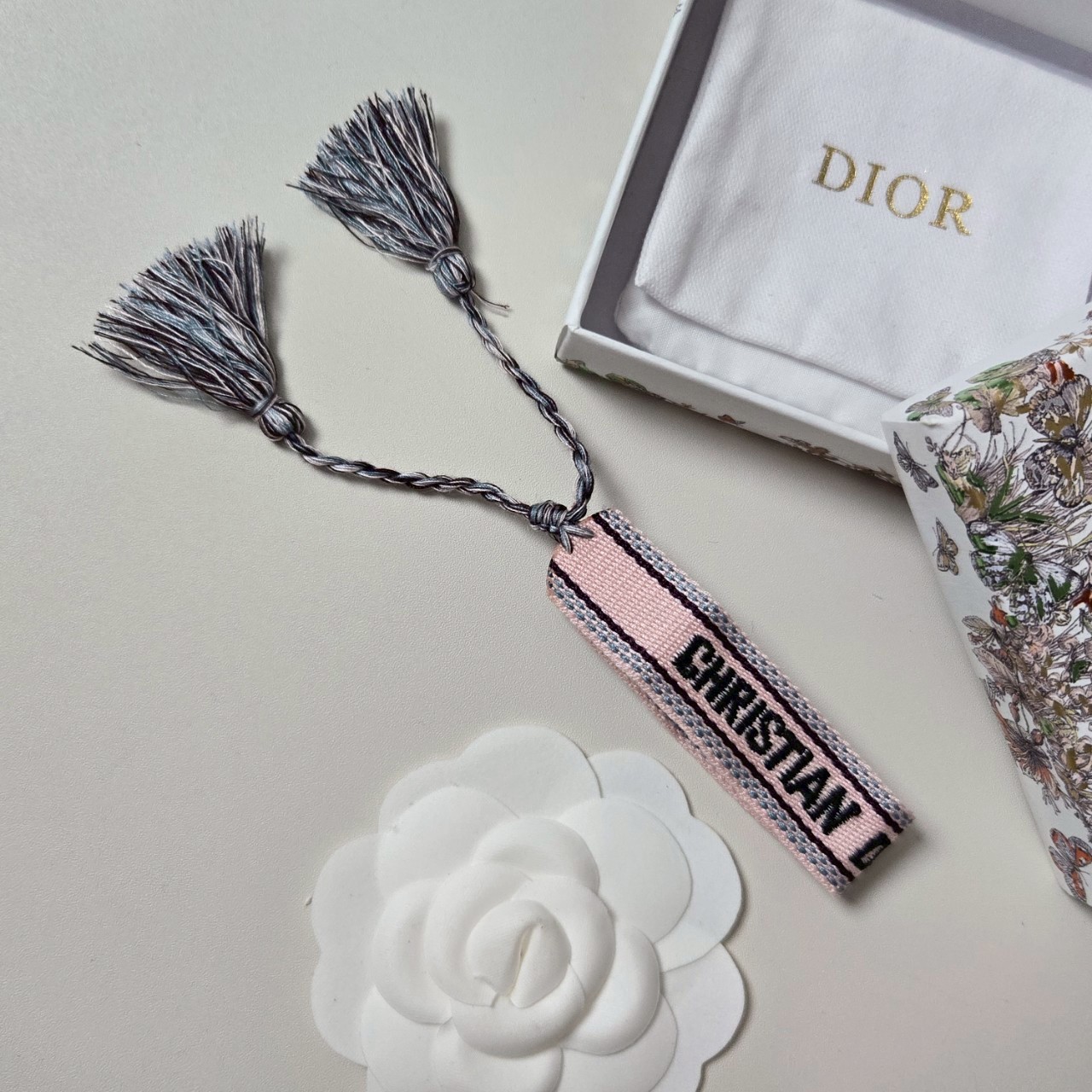 PP10942 เชือกข้อมือถัก DI