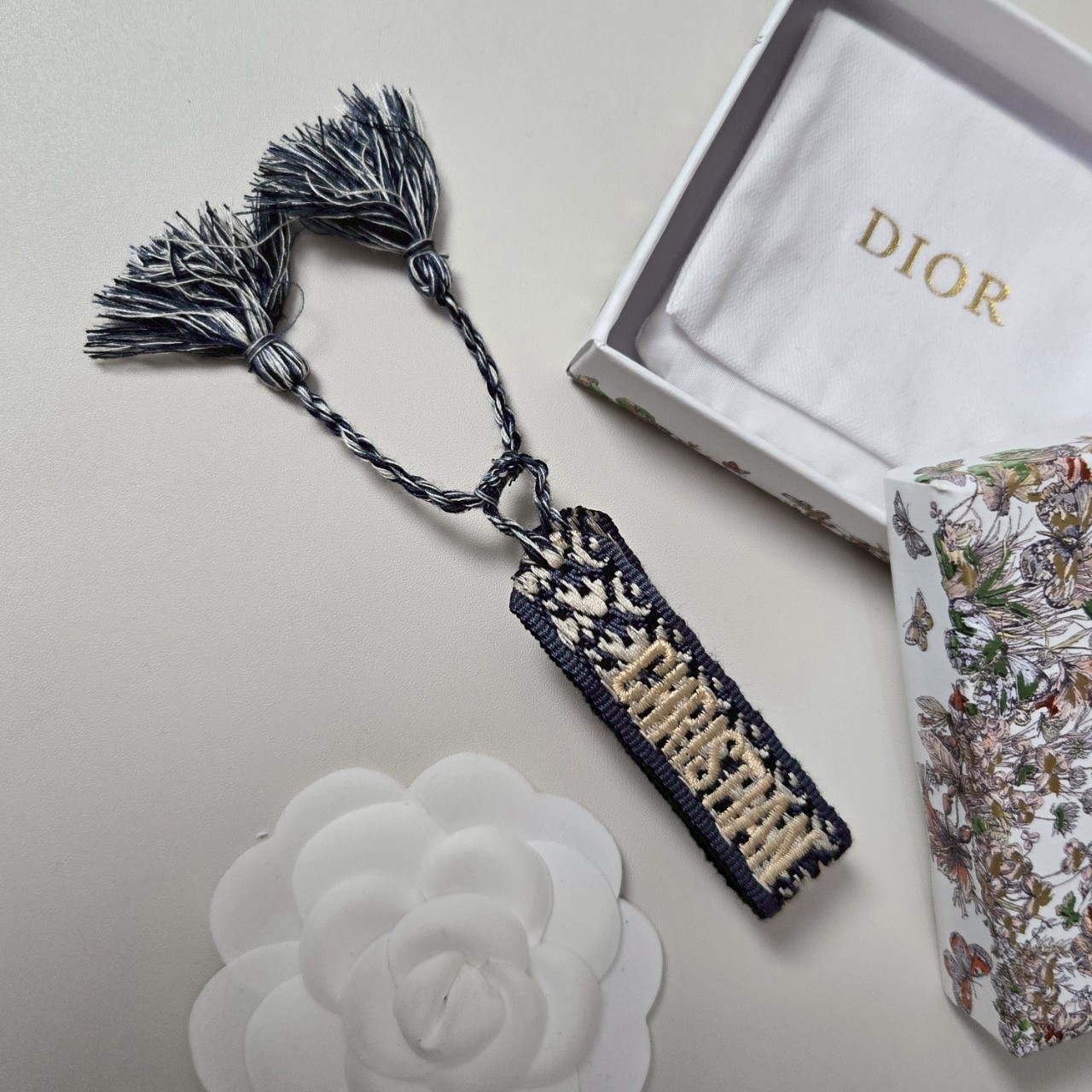 PP10940 เชือกข้อมือถัก DI