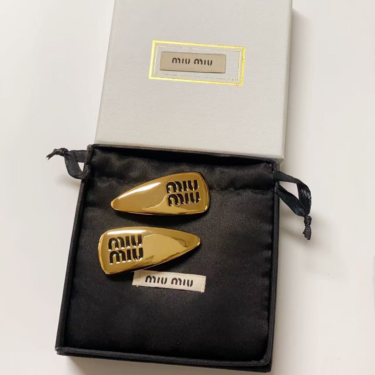 PP10935 กิ๊บ MIU(ใหญ่)