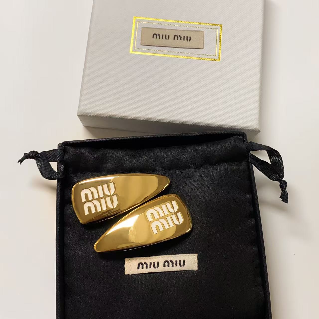 PP10934 กิ๊บ MIU(ใหญ่)