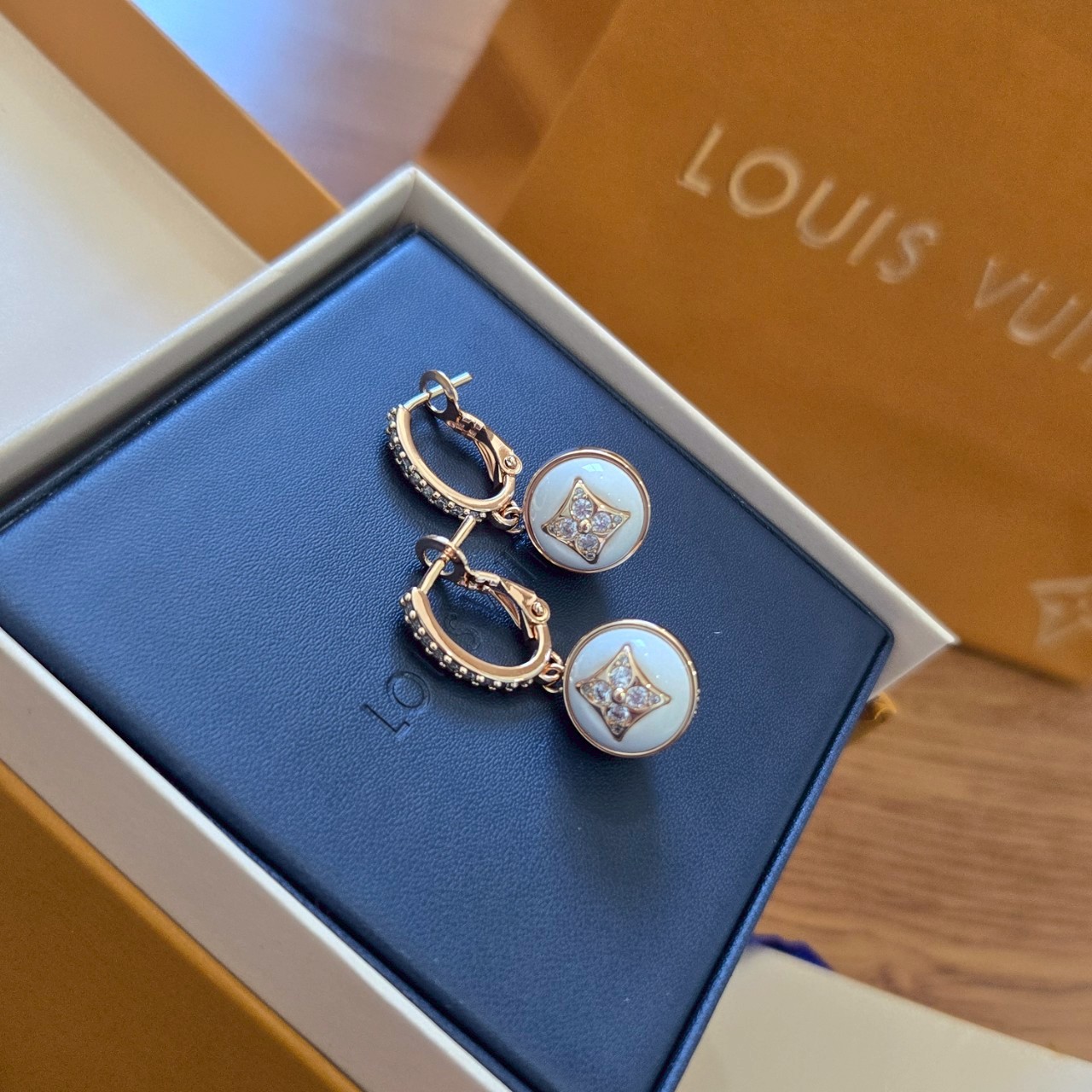 PP11243 ต่างหู L