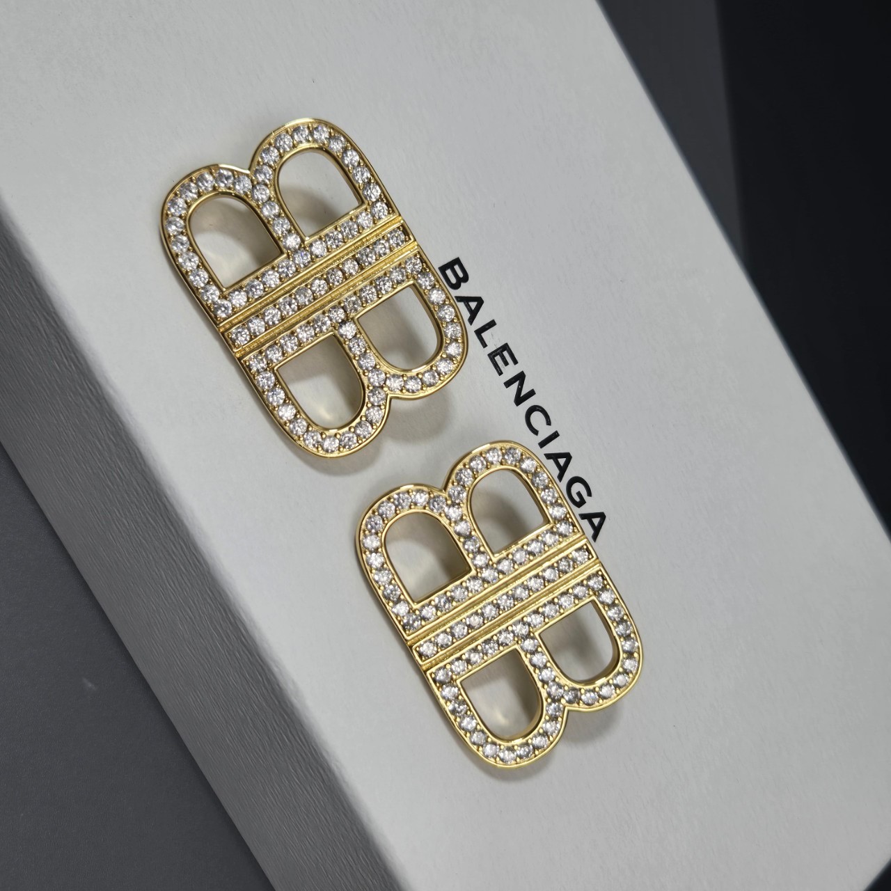 O1130 ต่างหู BA