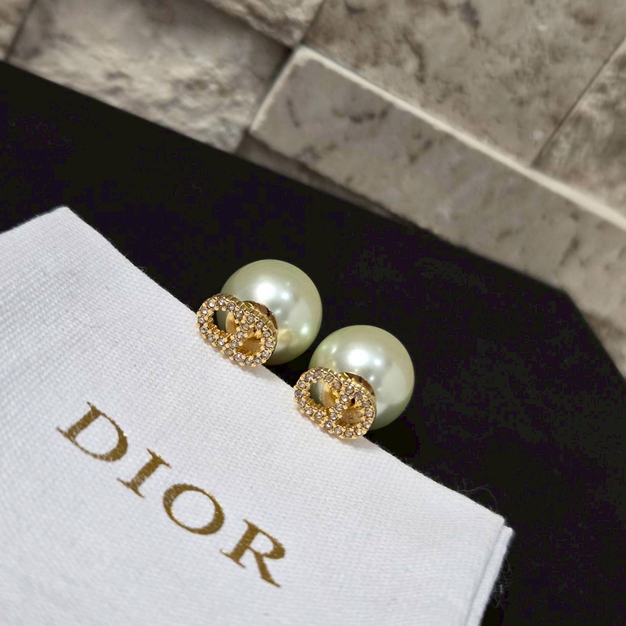 O1420 ต่างหู DI