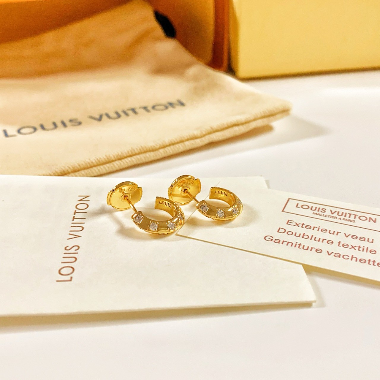 PP12674 ต่างหู L(ทอง)