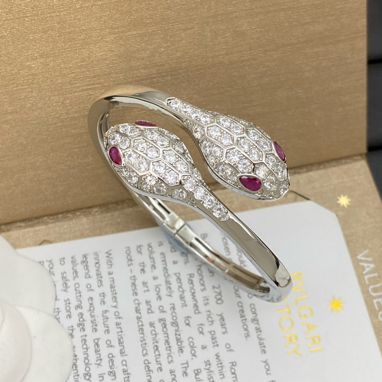 PP12426 กำไลข้อมือ BVL(เงิน-แดง)