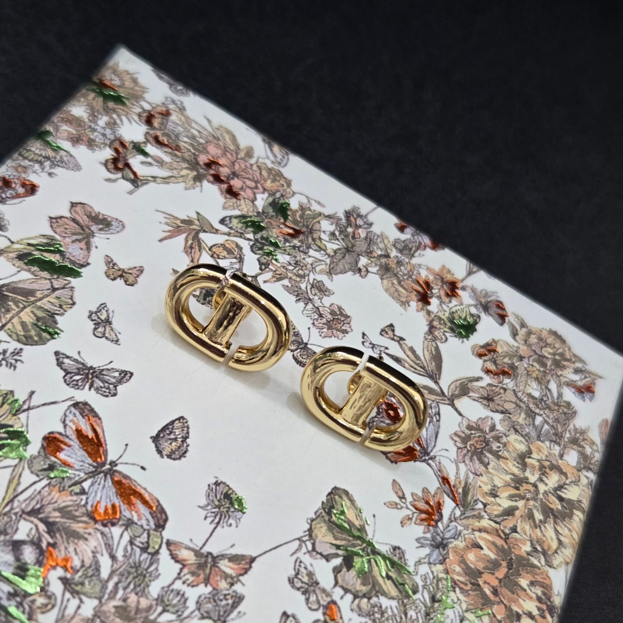 O0827 ต่างหู D