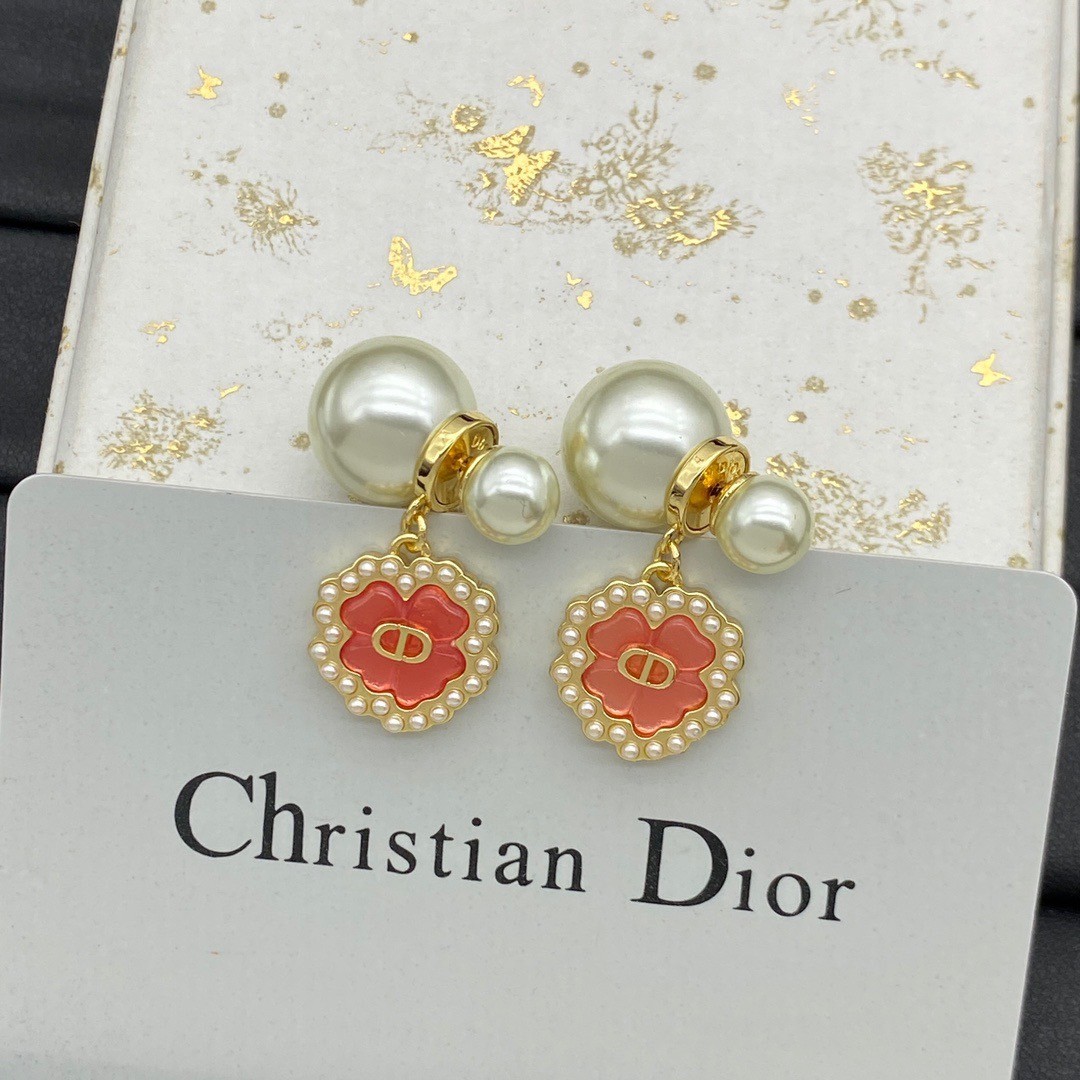 O0825 ต่างหู D