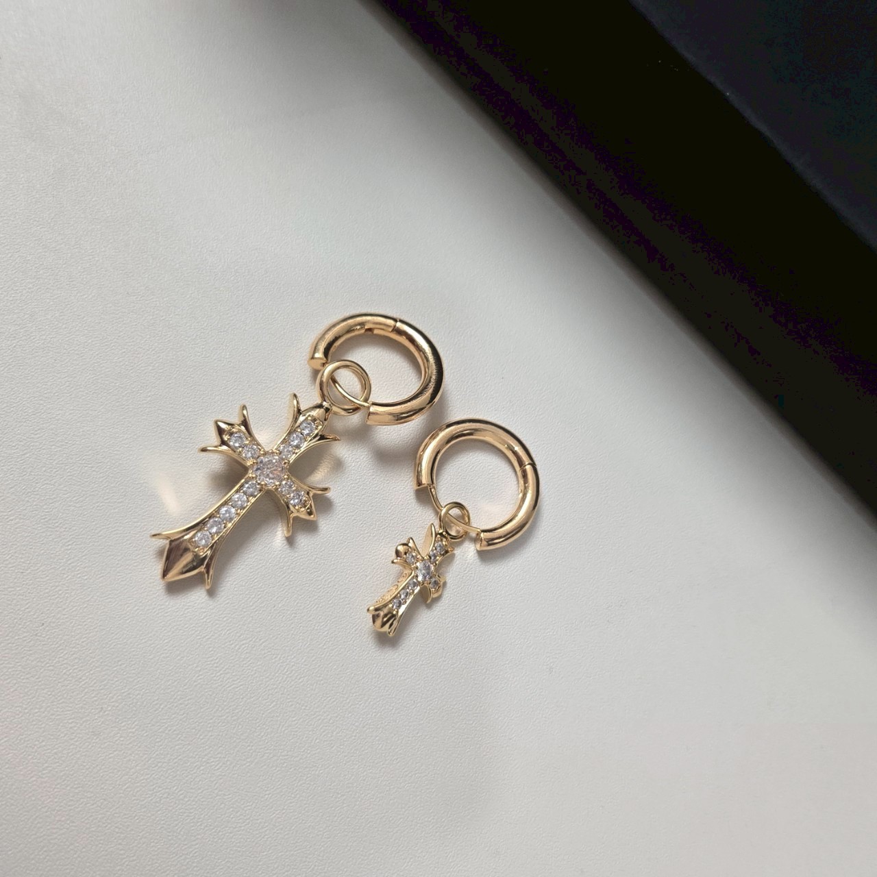 PP11574 ต่างหู Chrome Hearts