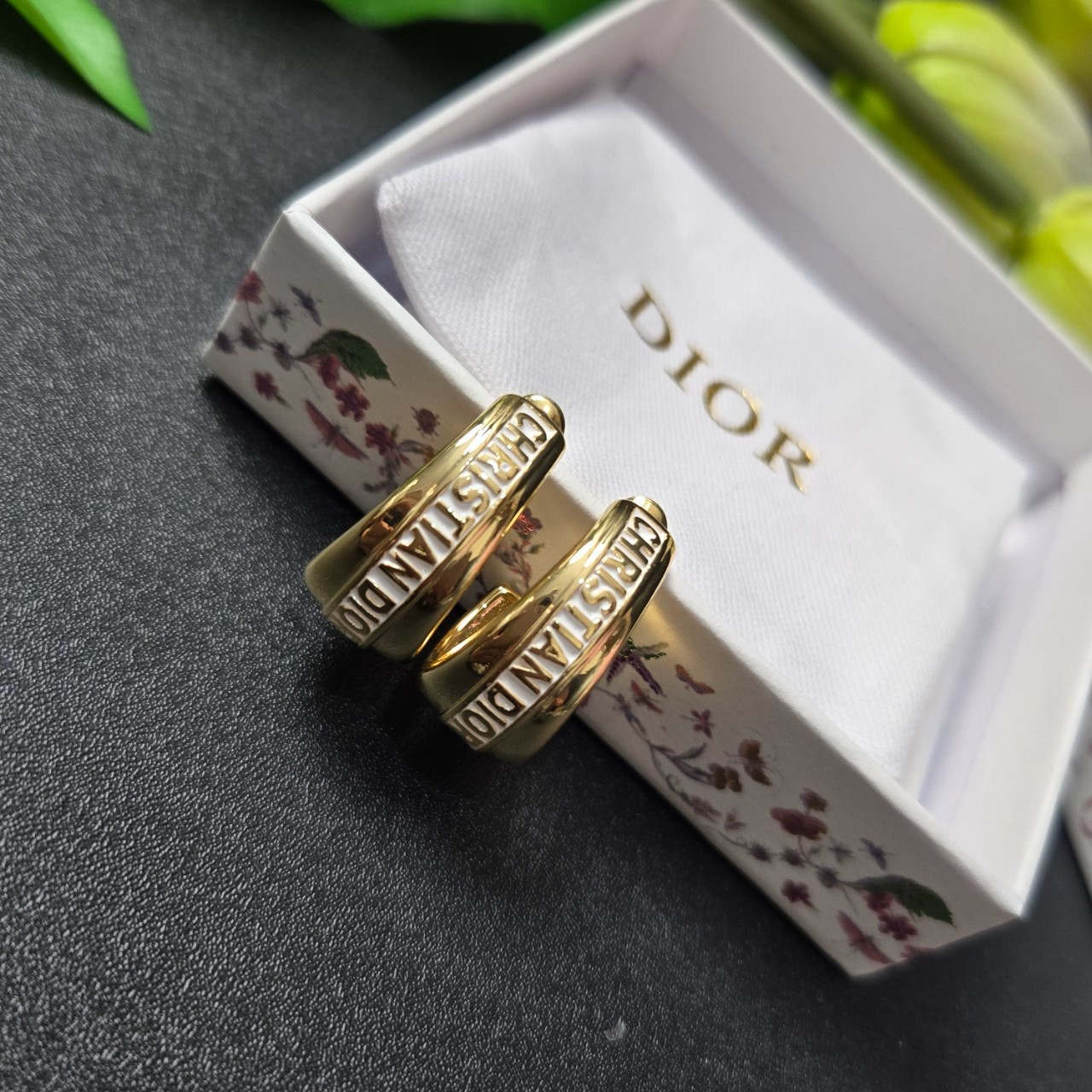 O1147 ต่างหู DI