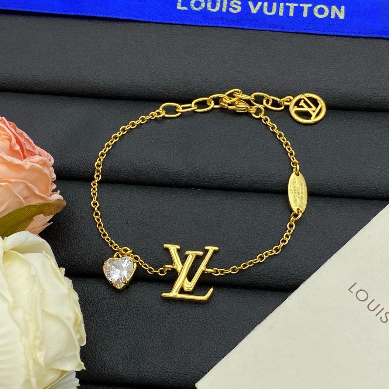 PP10521 สร้อยข้อมือ L(ทอง)