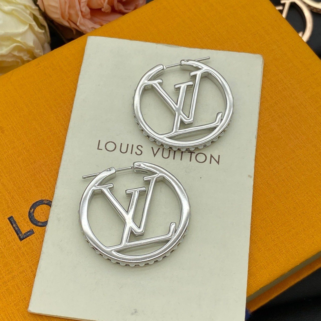 O1254 ต่างหู L(เงิน)