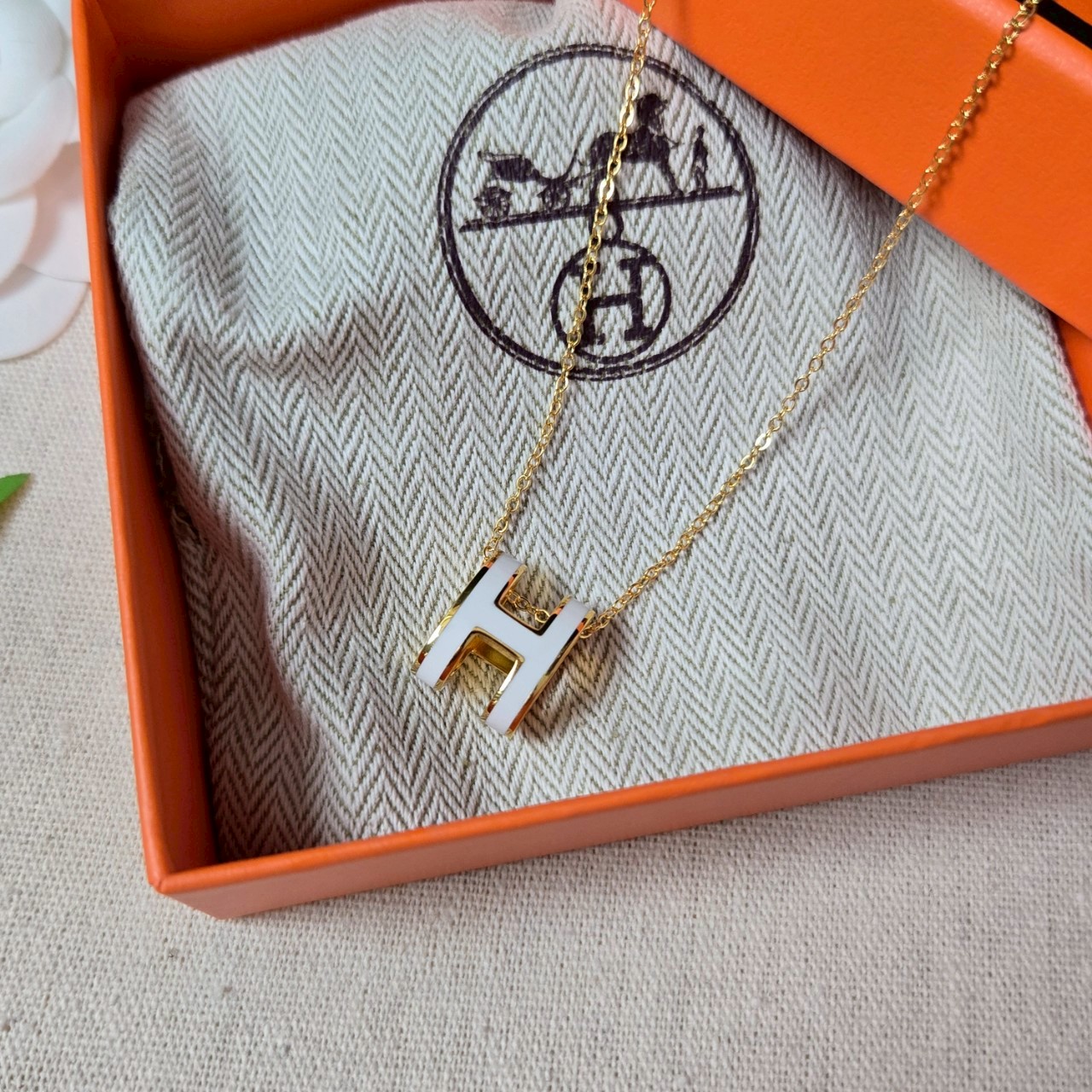 O1255 สร้อยคอ H(ทอง)