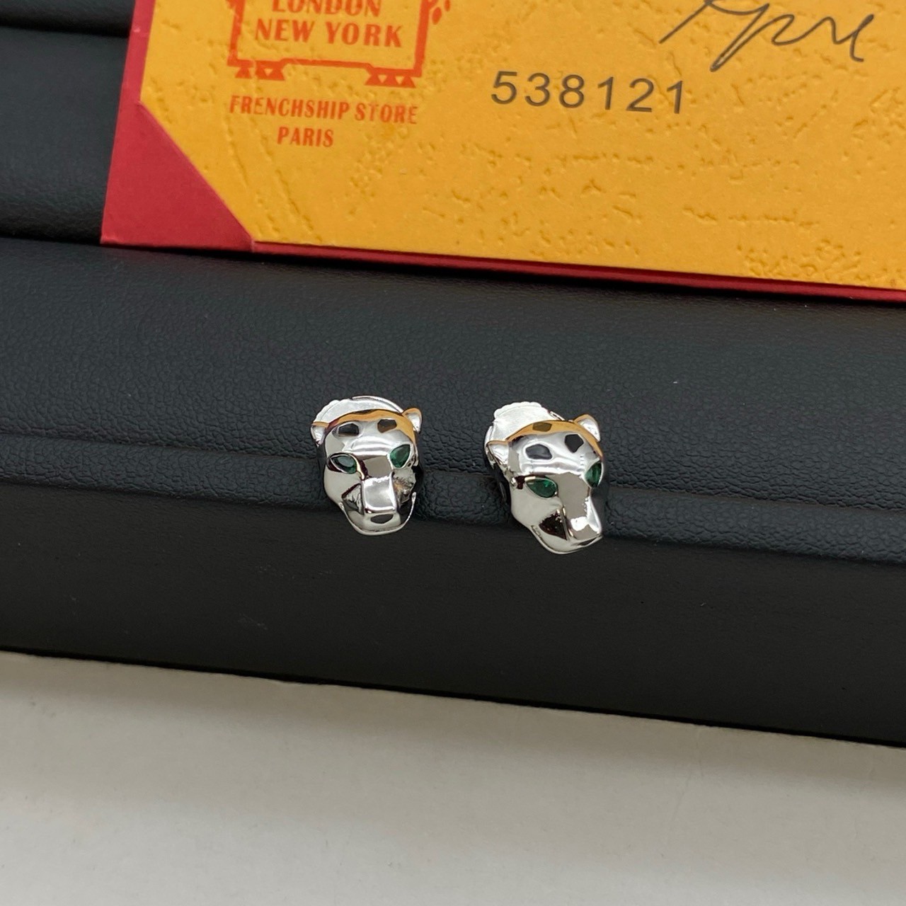 PP10518 ต่างหู CAR(เงิน)