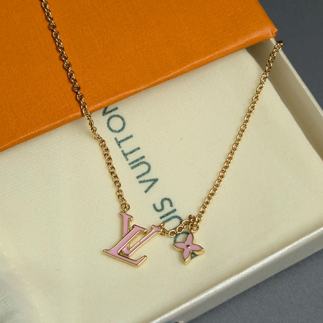 PP10995 สร้อยคอ L