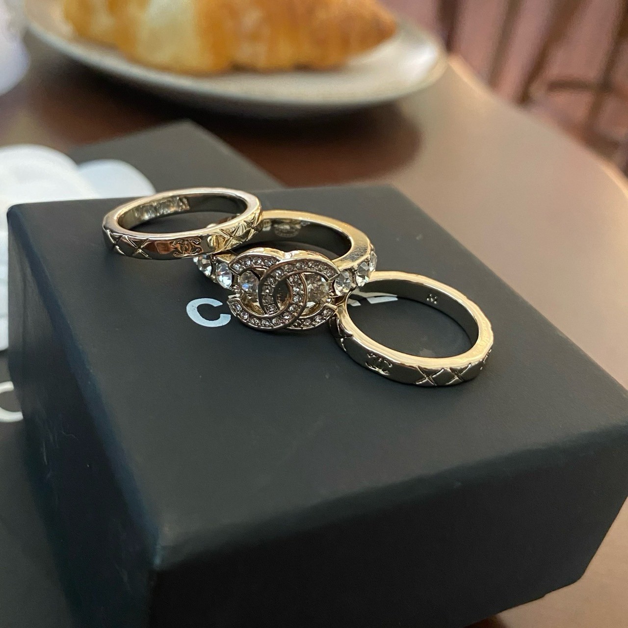 PP11629 แหวน CH