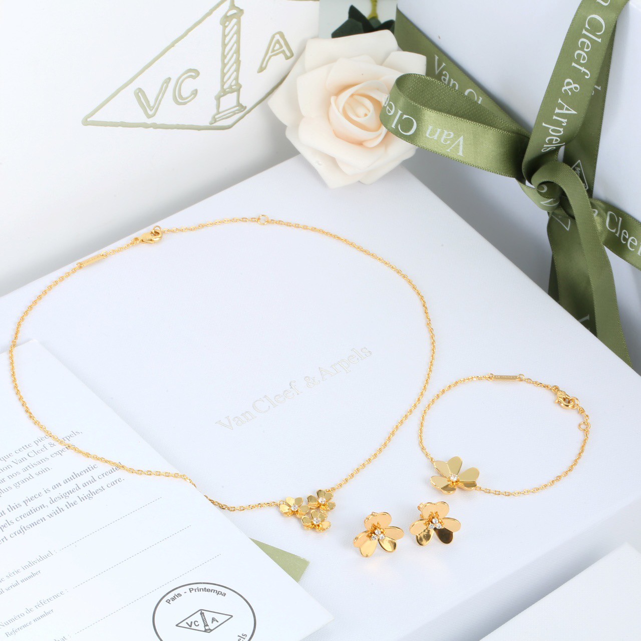 PP10739 ต่างหู VC