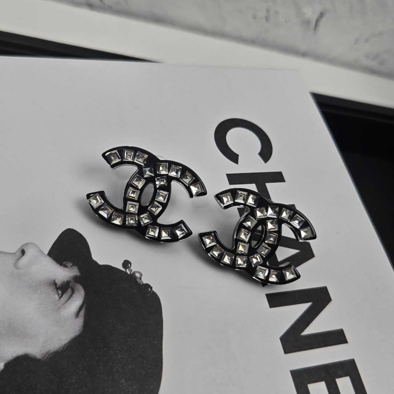 O1050 ต่างหู CH