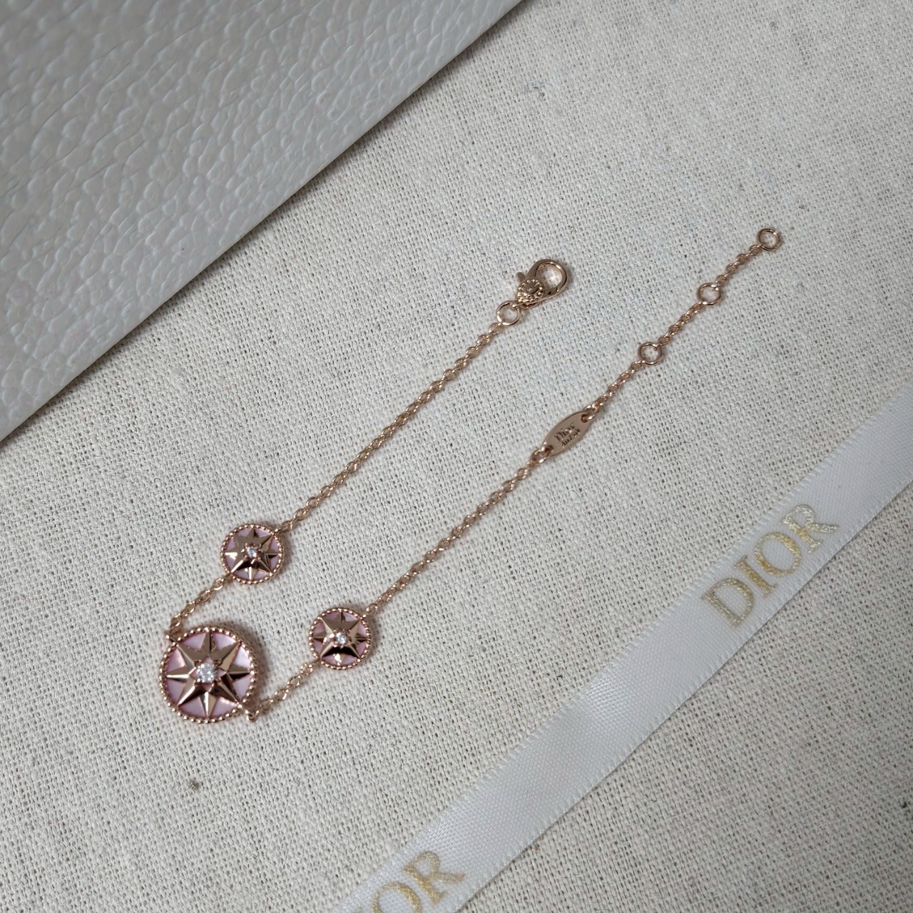 PP11028 สร้อยข้อมือ DI(ชมพู)