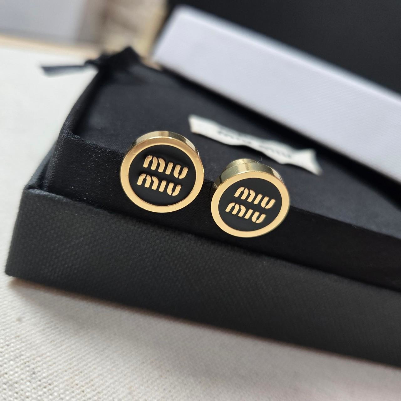 PP11834 ต่างหู MIU(ดำ)