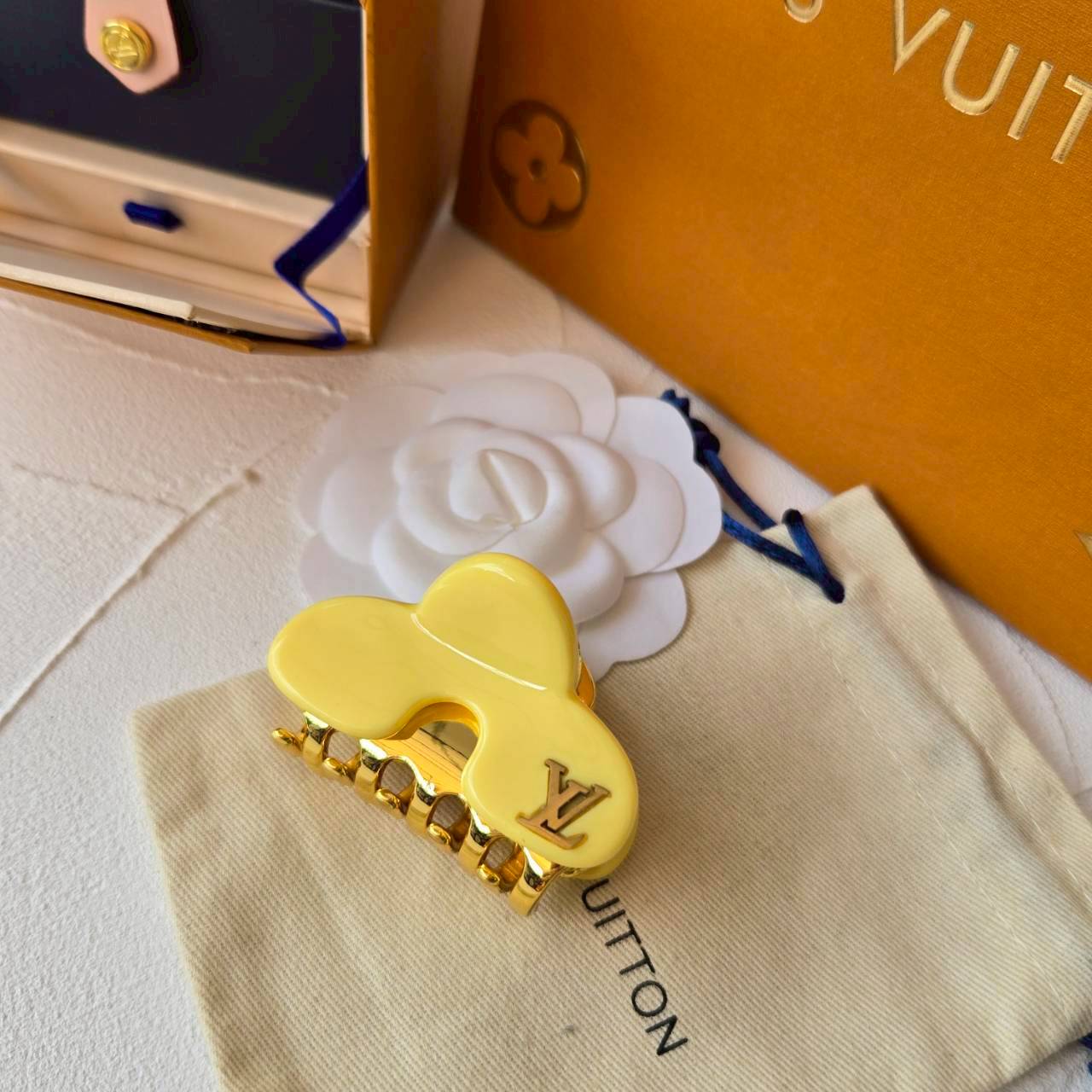 PP11650 กิ๊บ L(เหลือง)