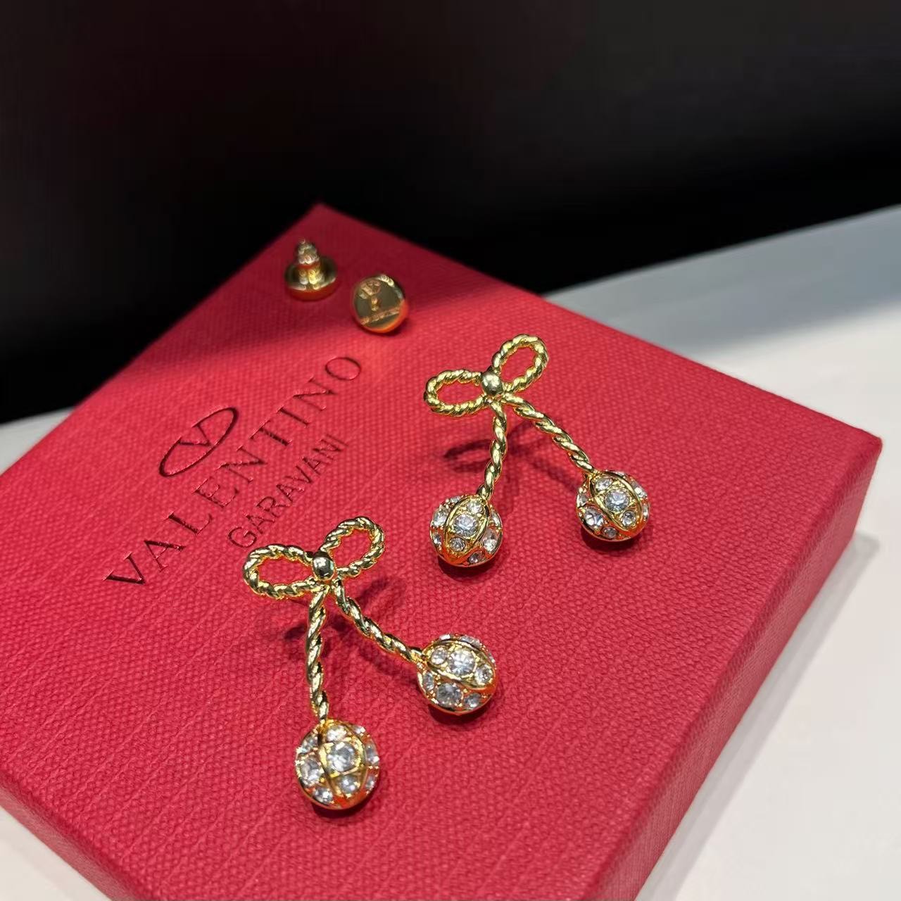 PP11925 ต่างหู VA