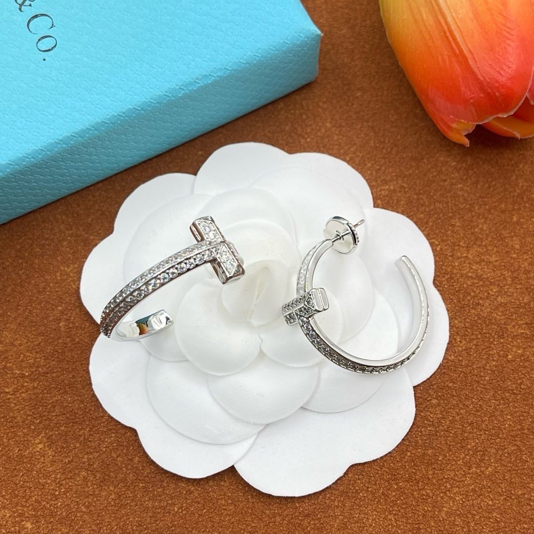 O0940 ต่างหู TIF(เงิน)