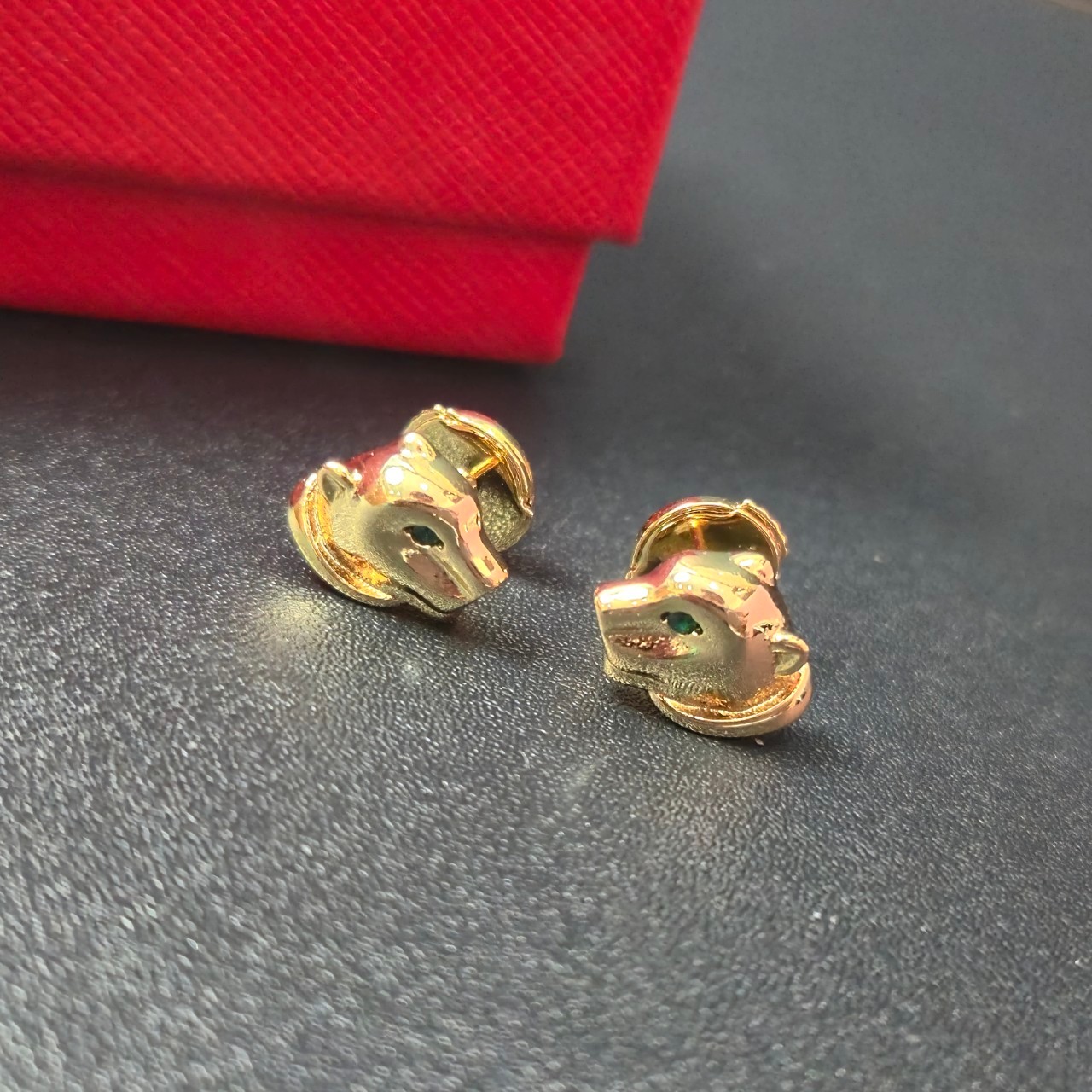 O0942 ต่างหู CAR