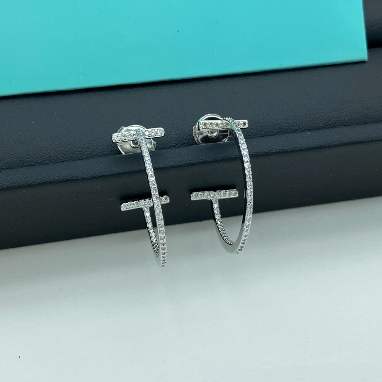 O1065 ต่างหู TIF(เงิน)