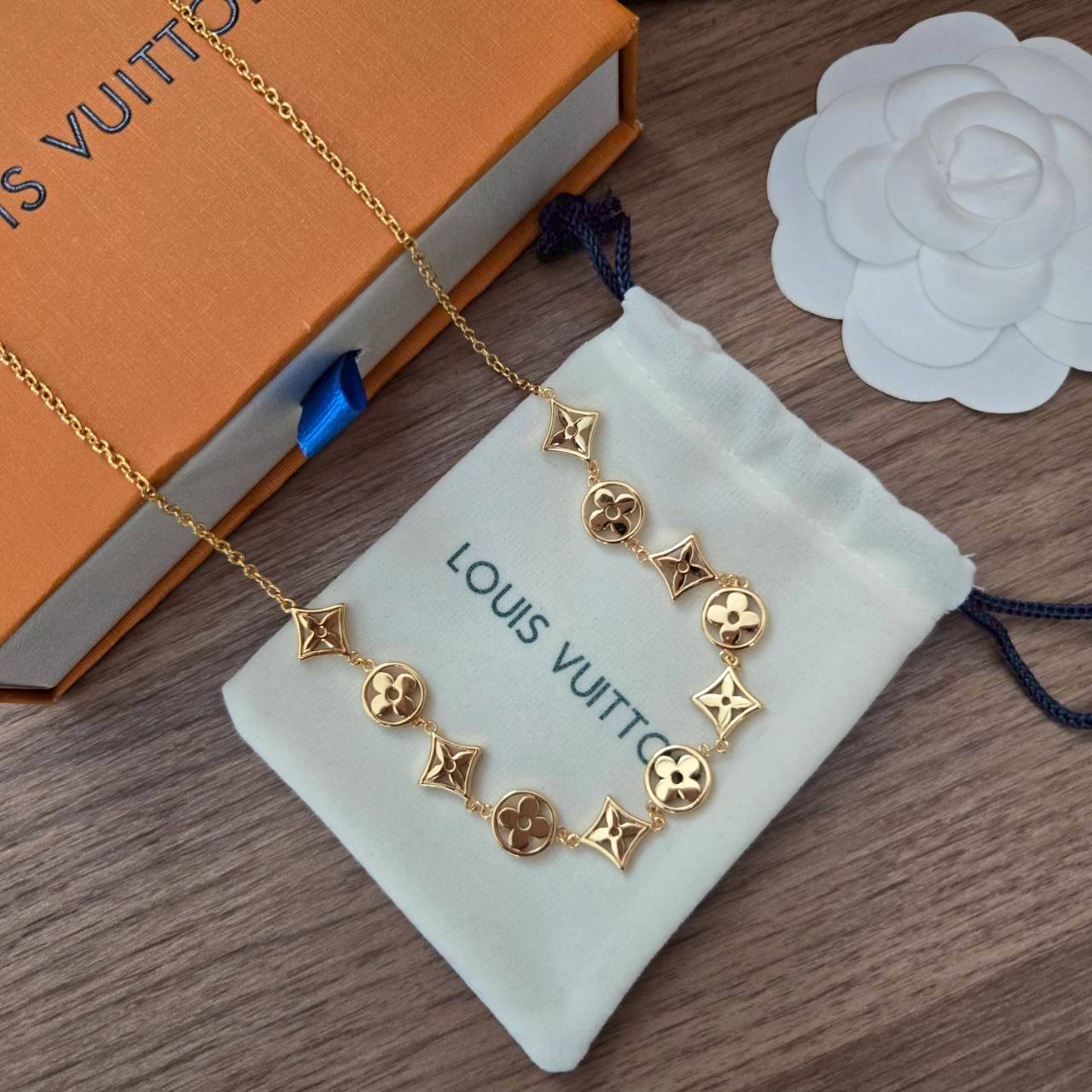 PP12212 สร้อยคอ L