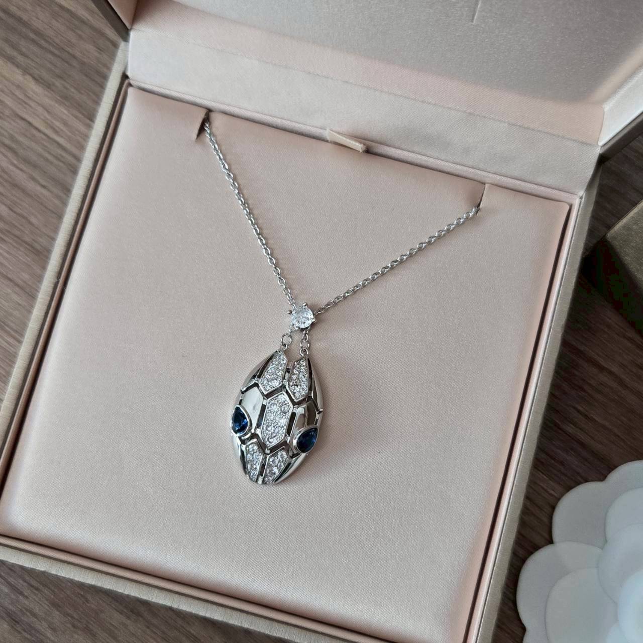 PP12232 สร้อยคอ BVL(น้ำเงิน)