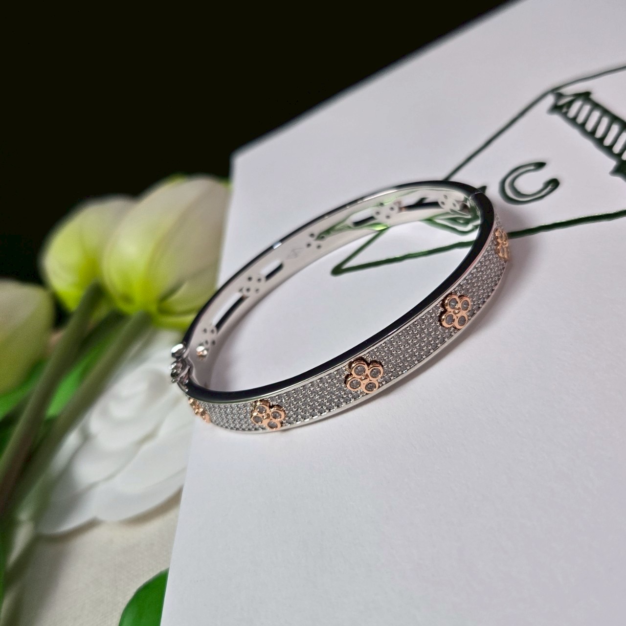 PP10534 กำไลข้อมือ VC