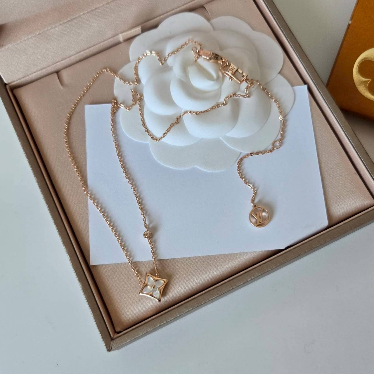 PP12763 สร้อยคอ L