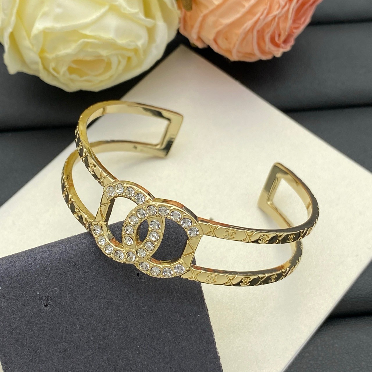 PP10805 กำไลข้อมือ CH