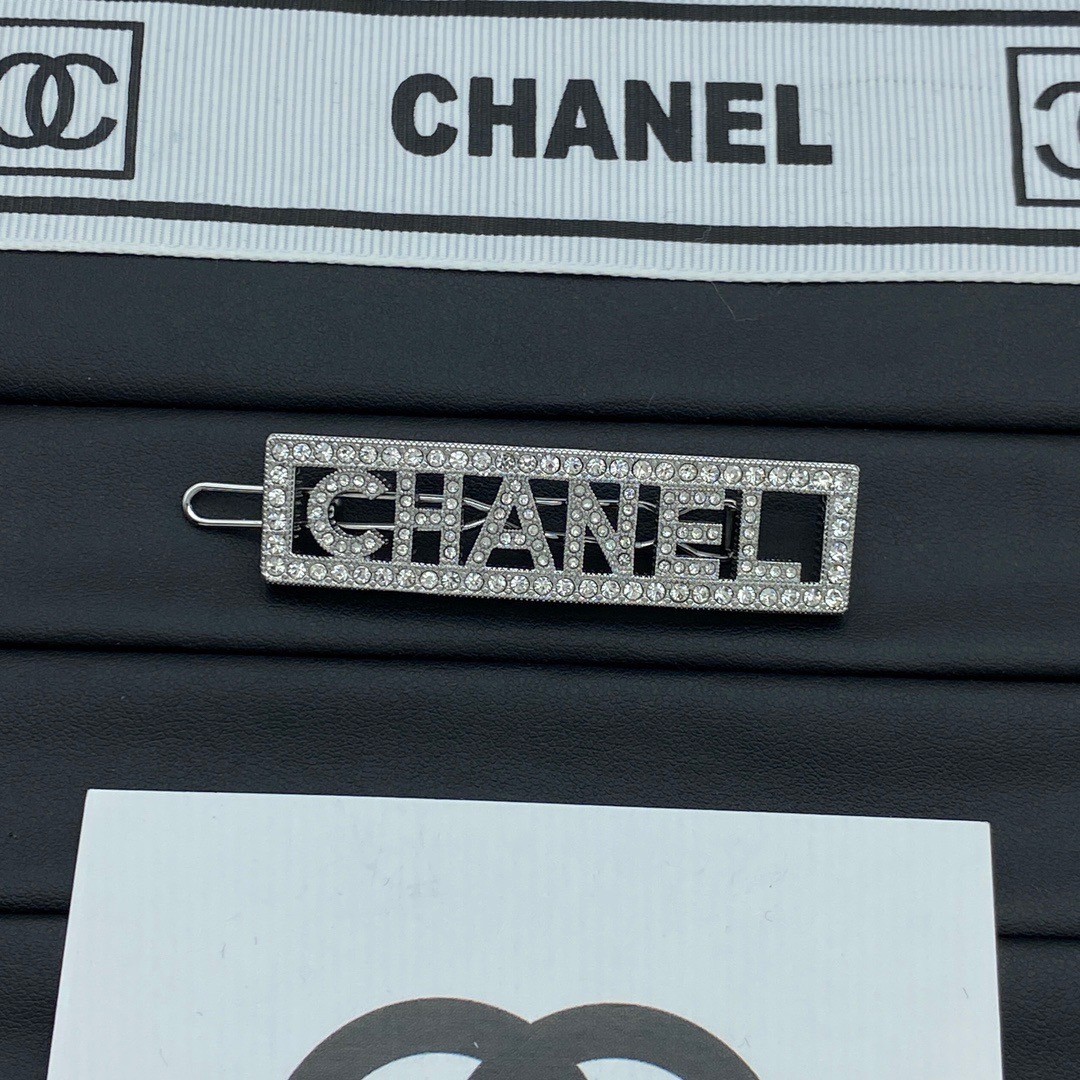 O0848 กิ๊บ CH(เงิน)