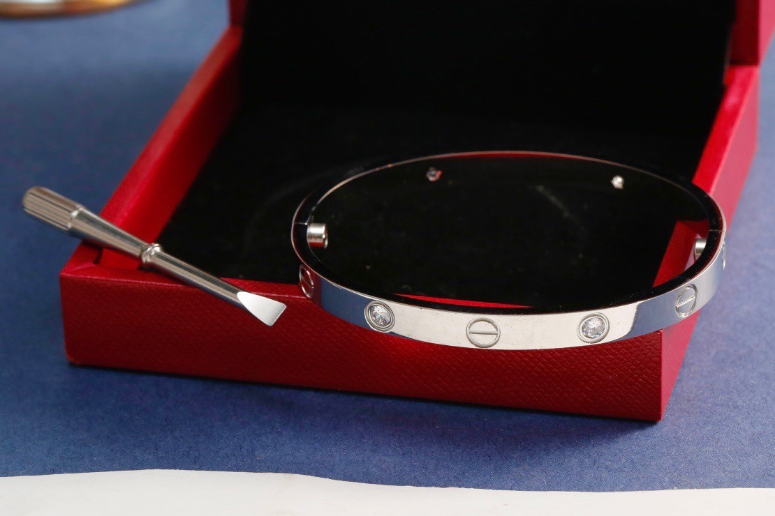 PP9760 กำไลข้อมือ CAR(เงิน)