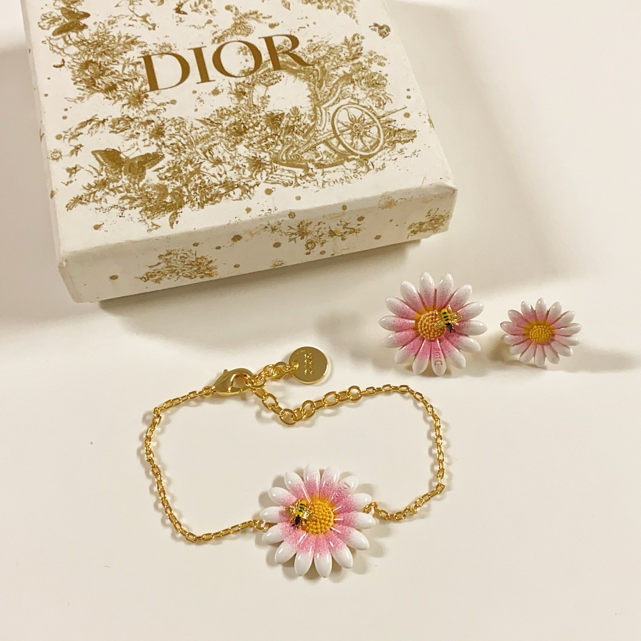 PP13059 สร้อยข้อมือ DI