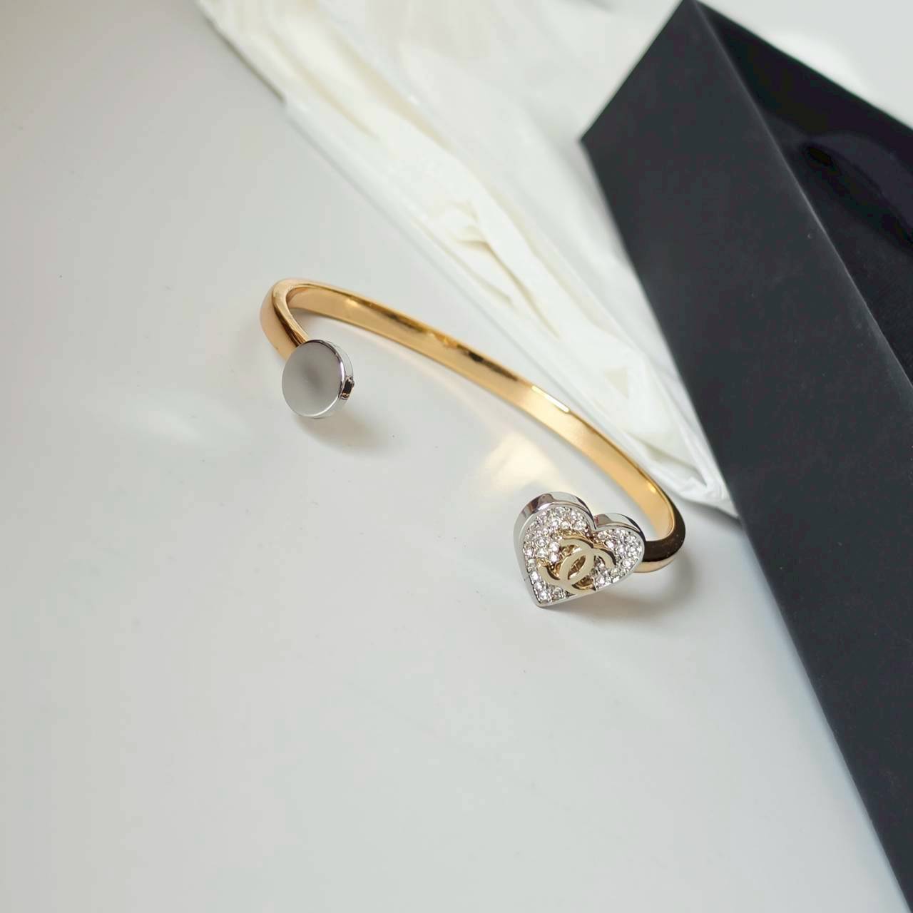 PP14349 กำไลข้อมือ CH