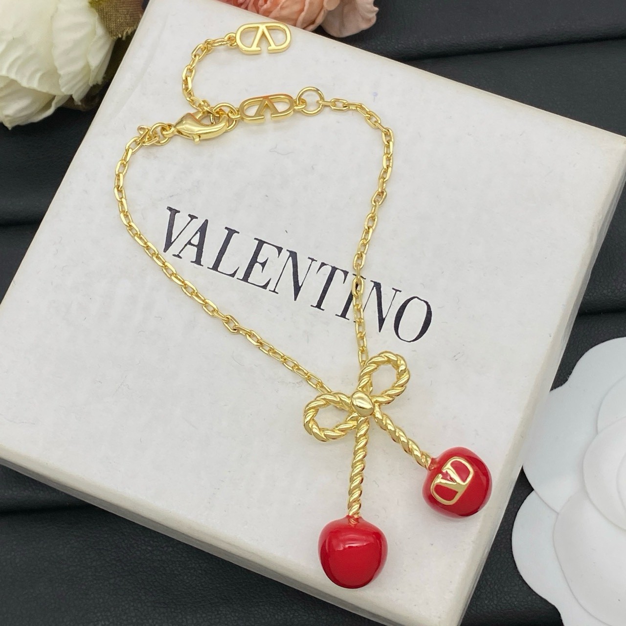 PP12813 สร้อยข้อมือ VA