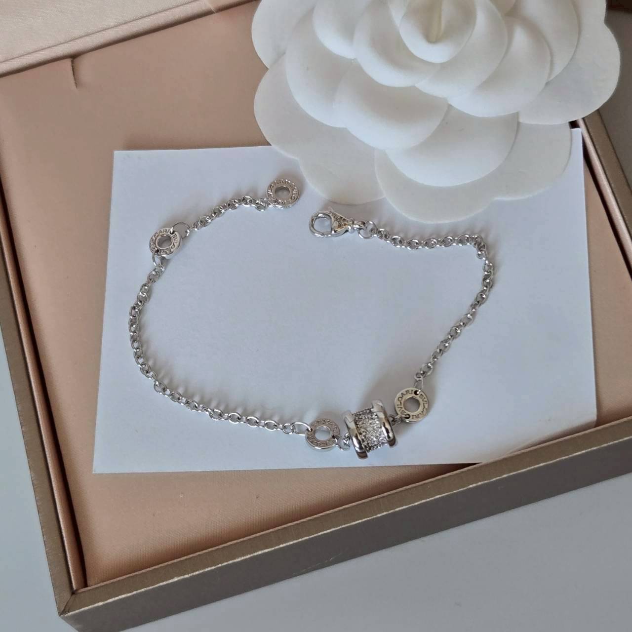 PP13384 สร้อยข้อมือ BVL(เงิน)