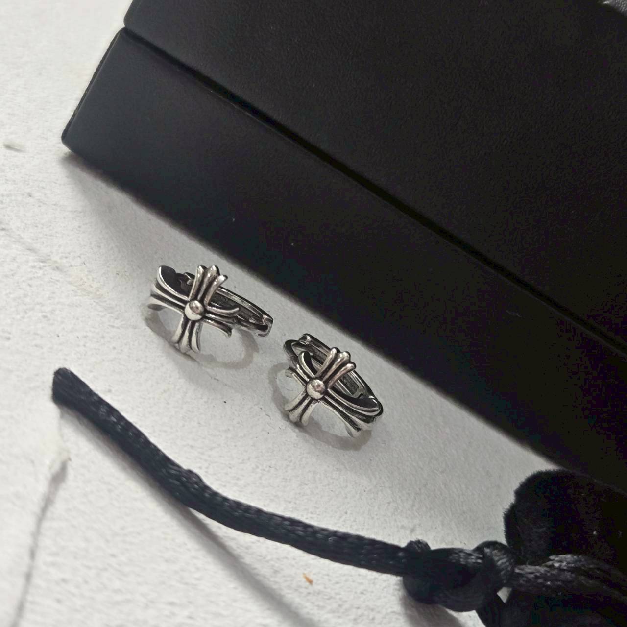 PP14403 ต่างหู Chrome Hearts